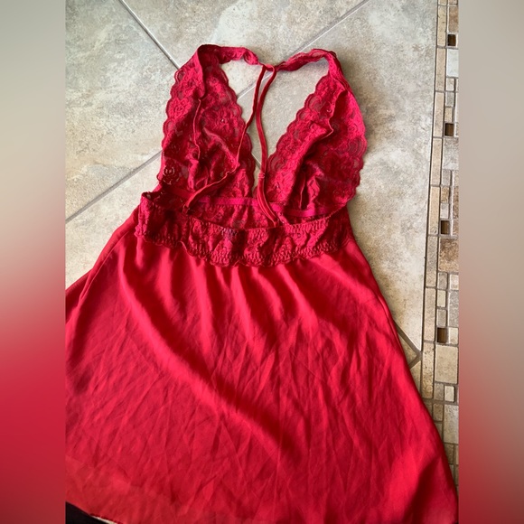 Fredericks lingerie - Picture 2 of 3